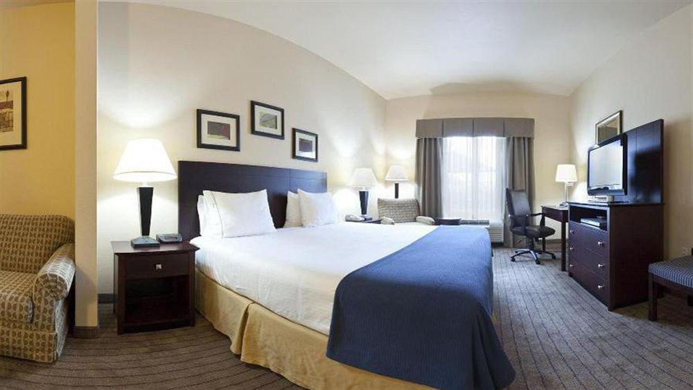 Holiday Inn Express Hotel & Suites Marshall By Ihg Exteriör bild