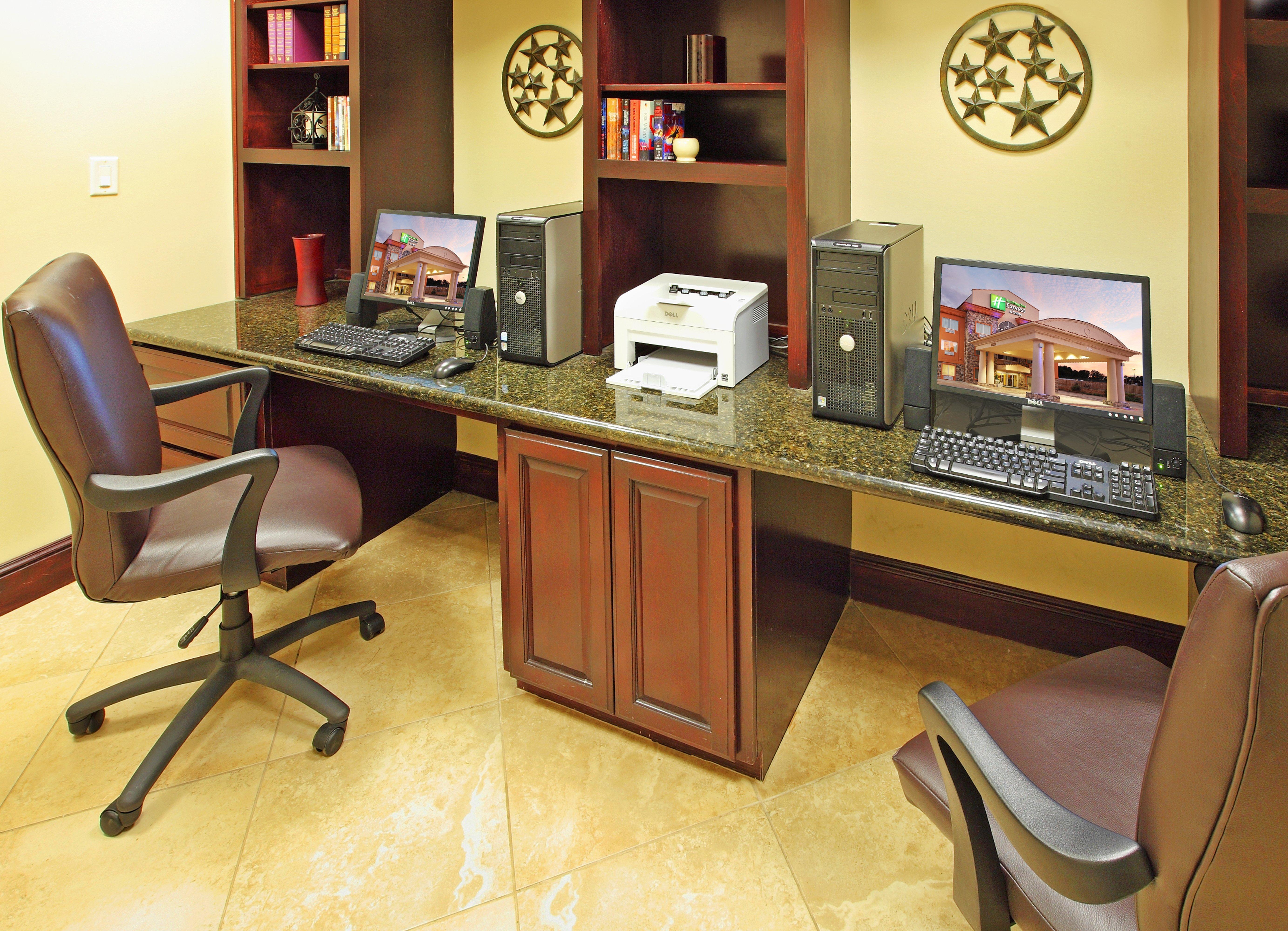 Holiday Inn Express Hotel & Suites Marshall By Ihg Exteriör bild