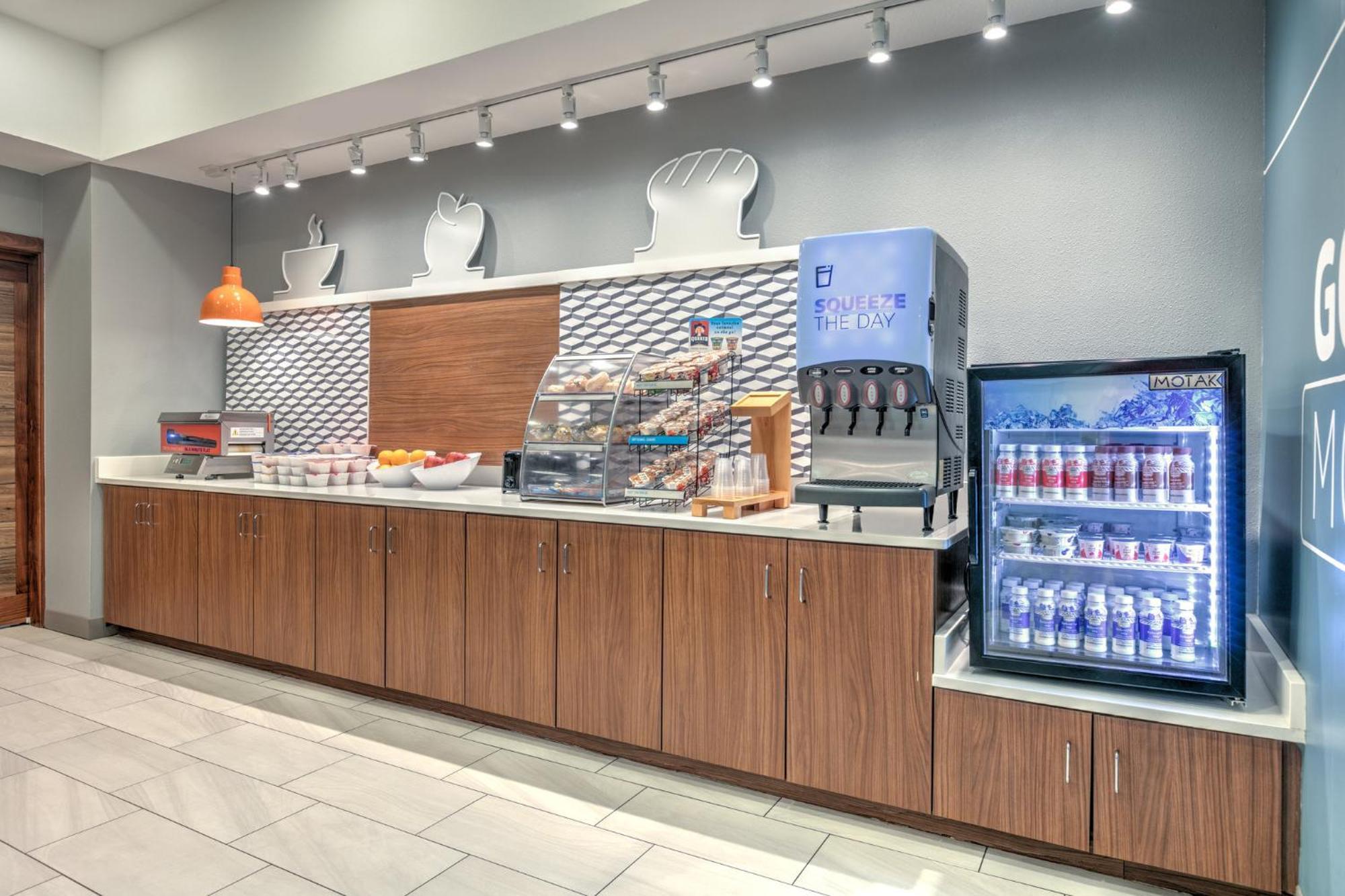 Holiday Inn Express Hotel & Suites Marshall By Ihg Exteriör bild